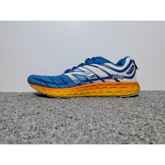 New Balance Run Disney Donald Duck Mens Running Shoes Size